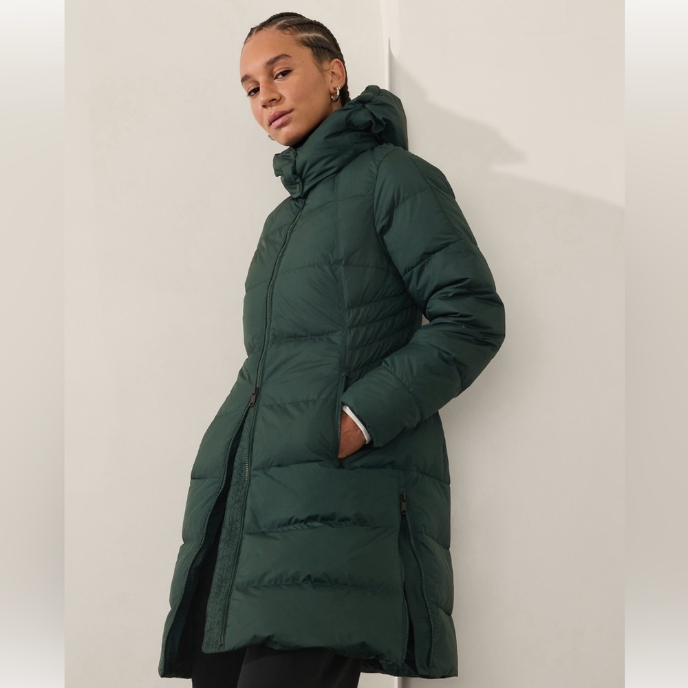 NWT Athleta Downtown Parka Puffer Coat. Cypress Green. Large Petite